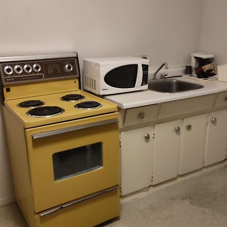 Metro Inn Calgary Bagian luar foto